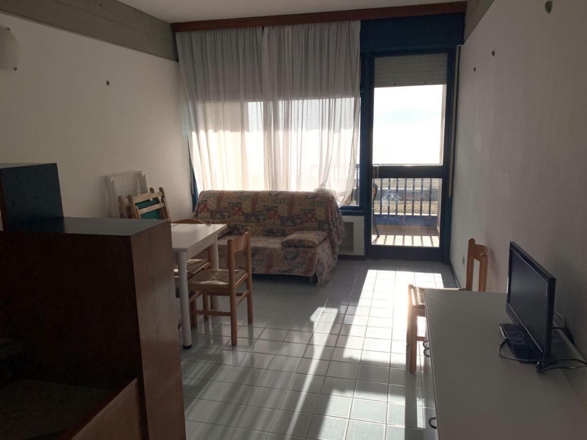 Residence Penelope - Walterigato Apartments Solo Per Famiglie リド・ディ・イエゾロ エクステリア 写真